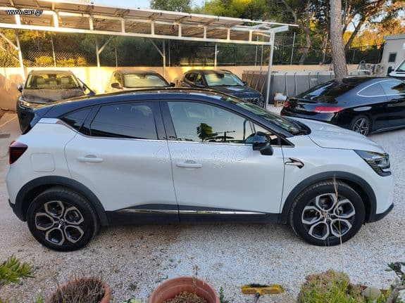 Renault Captur 2022 E-TECH PLUG-IN 160hp INTENS 360 camera 7